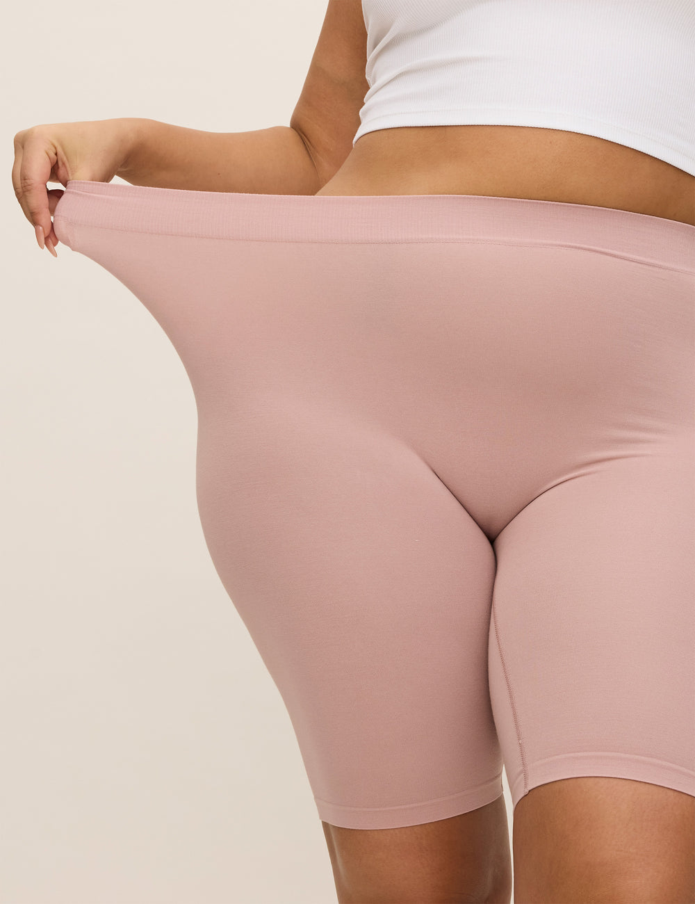 The Cotton 9" Sandstone Thigh Society USA Inc.