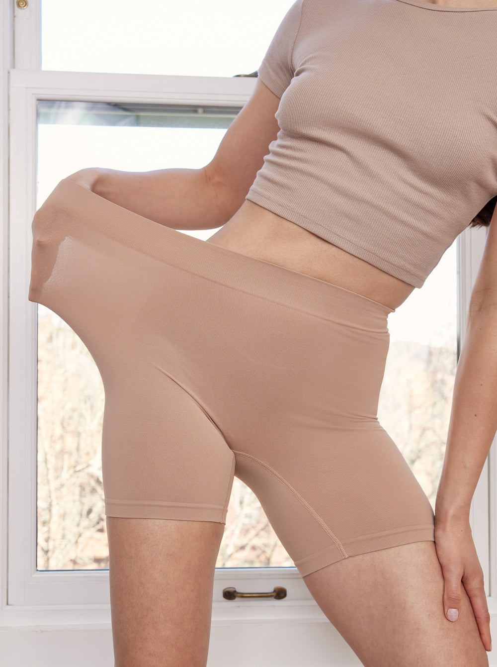 The Original 5" Almond Thigh Society USA Inc.